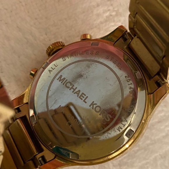 Michael Kors Watch - Picture 3 of 3